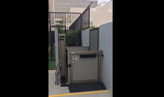 vertical wheelchair lift